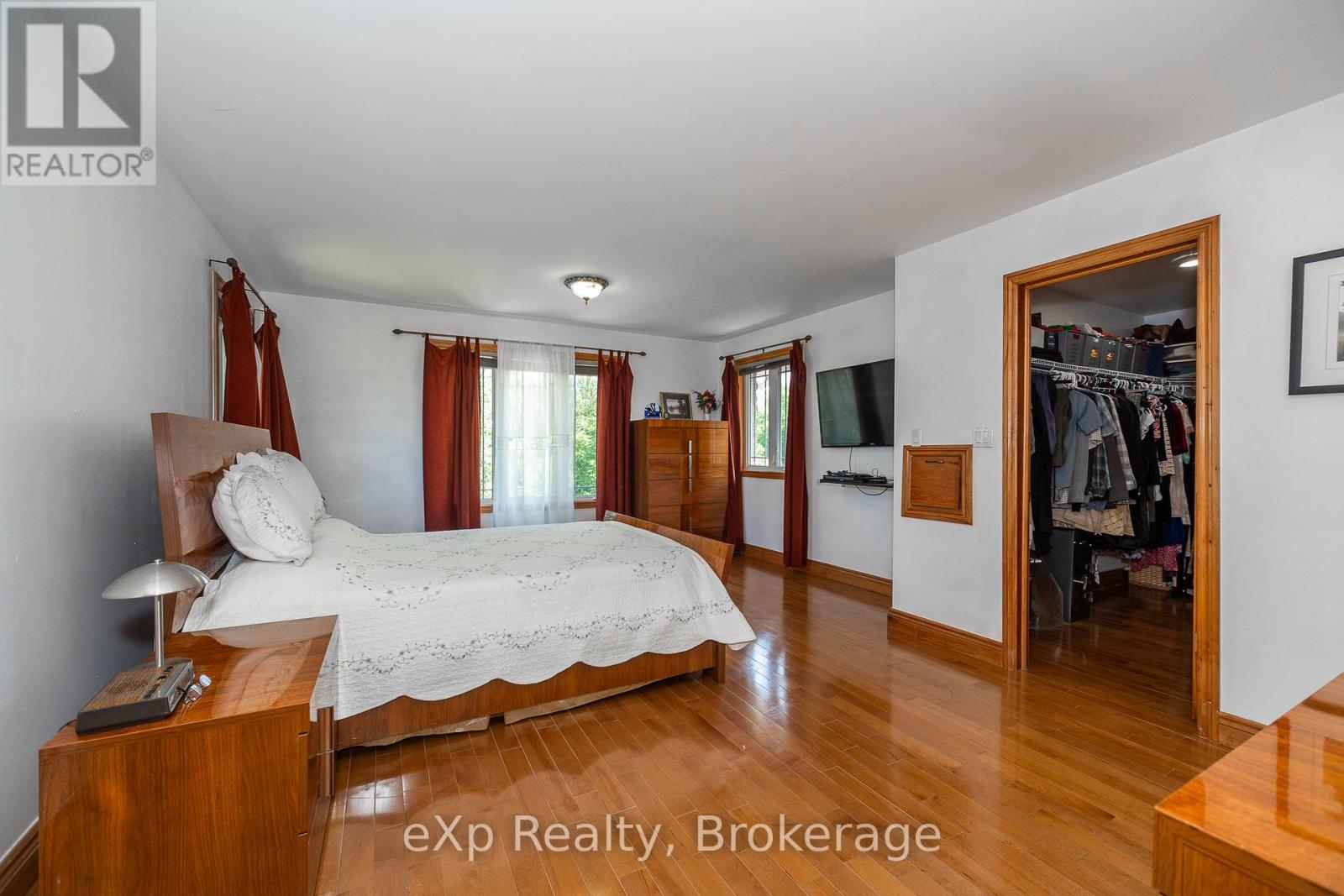 910 26th Street E, Owen Sound, Ontario  N4K 5N3 - Photo 19 - X12942598