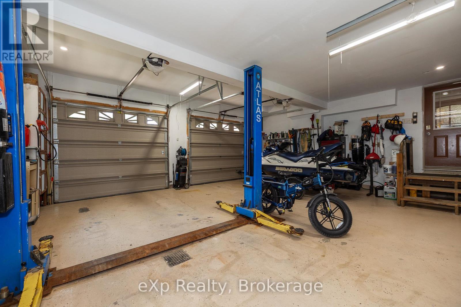 910 26th Street E, Owen Sound, Ontario  N4K 5N3 - Photo 34 - X12942598