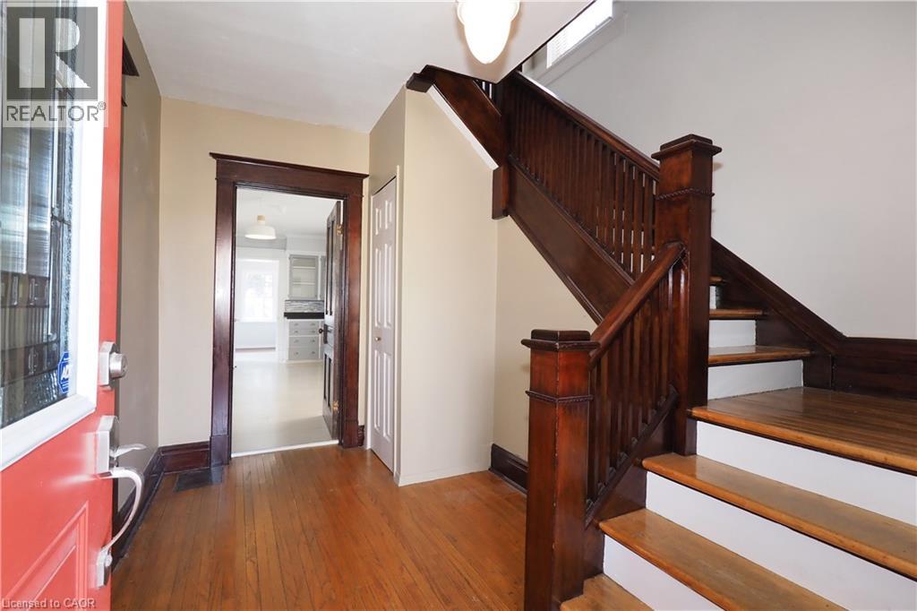 33 Main Street E, Drayton, Ontario  N0G 1P0 - Photo 5 - 40813998