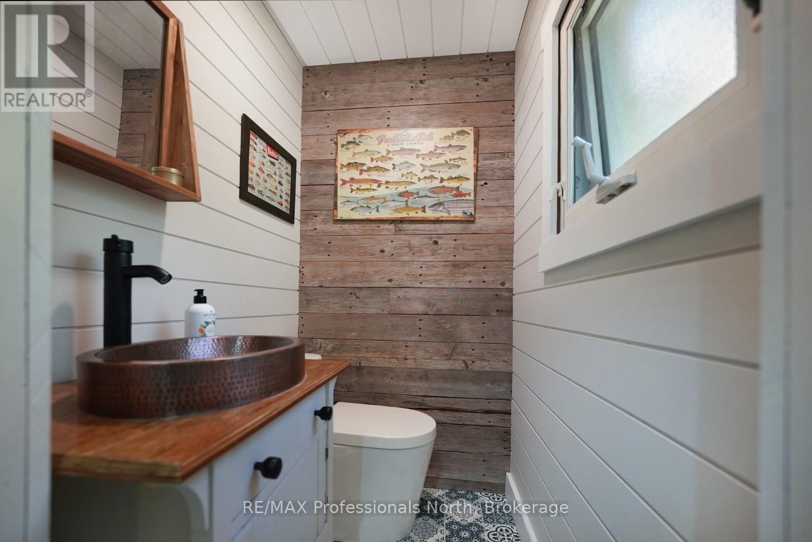 1005 Osgoode Road, Minden Hills, Ontario  K0M 2K0 - Photo 19 - X12942648