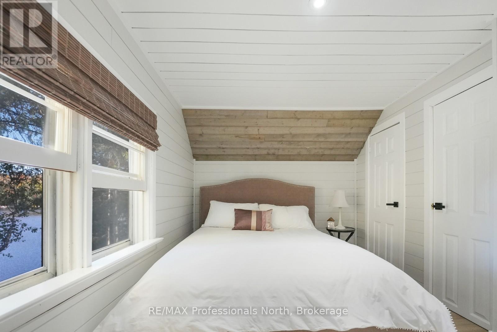 1005 Osgoode Road, Minden Hills, Ontario  K0M 2K0 - Photo 21 - X12942648