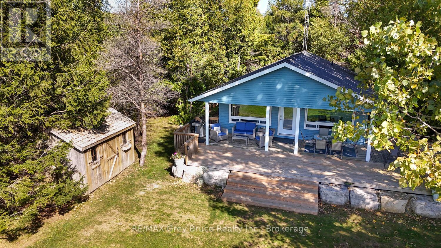 1208 Sunset Drive, South Bruce Peninsula, Ontario  N0H 2T0 - Photo 23 - X12942668
