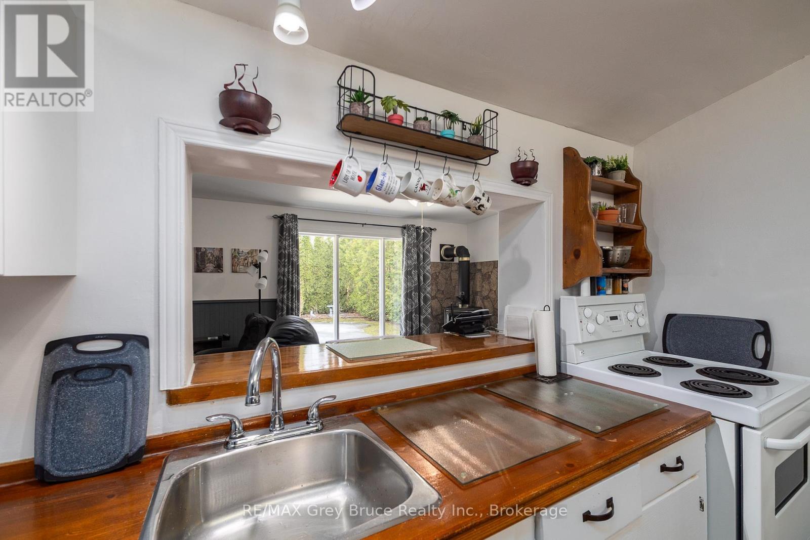 1075 6th Avenue W, Owen Sound, Ontario  N4K 5G8 - Photo 14 - X12942682