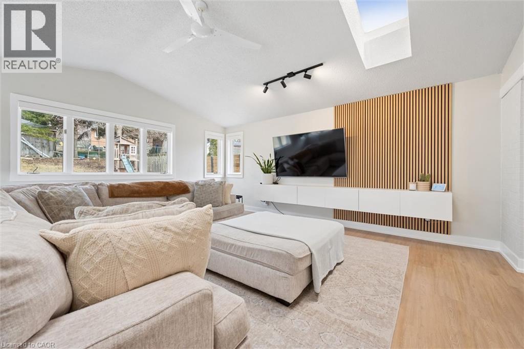 220 Mayfield Avenue, Waterloo, Ontario  N2J 3S5 - Photo 13 - 40816739