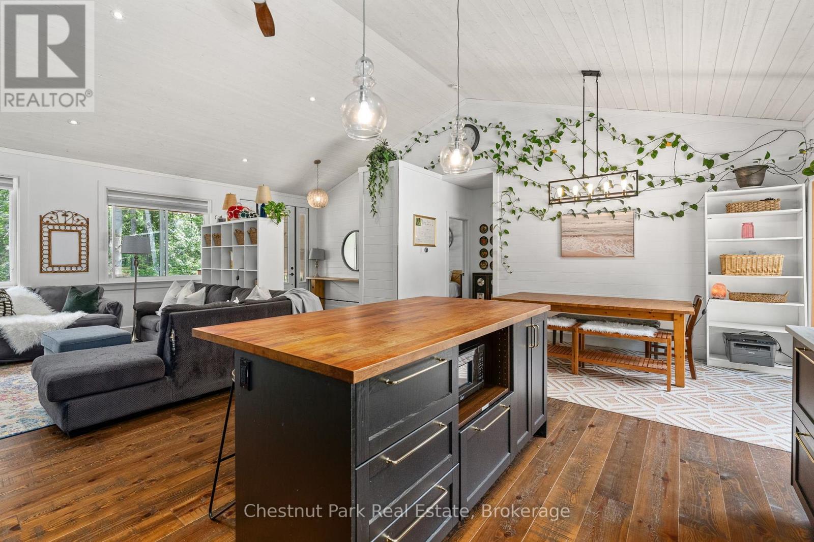 2698 Old Muskoka Road, Huntsville, Ontario  P0B 1M0 - Photo 11 - X12942730