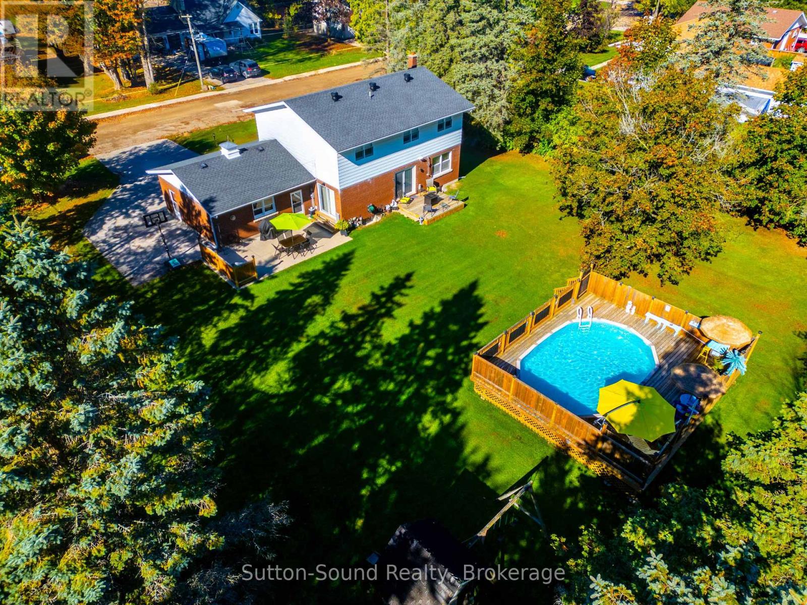 319 Gould Street, South Bruce Peninsula, Ontario  N0H 2T0 - Photo 38 - X12942796