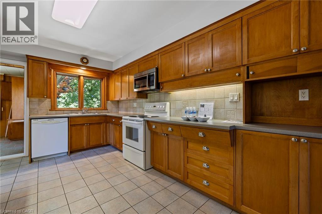 40 Bertram Drive, Dundas, Ontario  L9H 4T3 - Photo 9 - 40816760