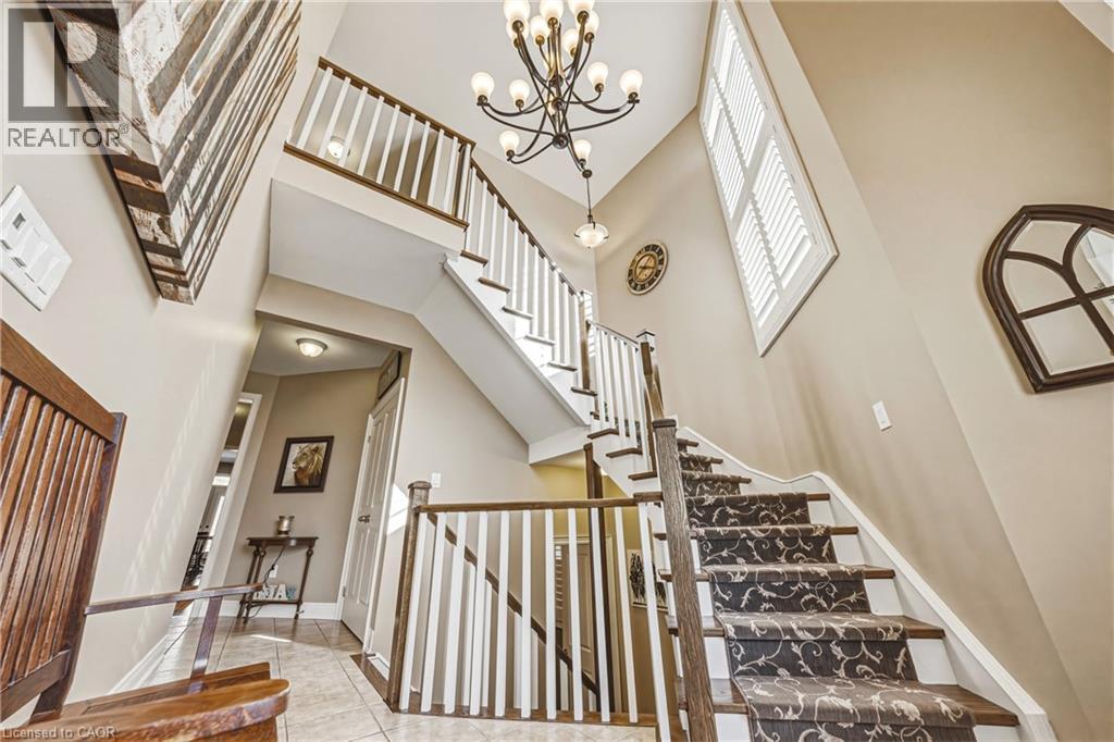 405 Valridge Drive, Ancaster, Ontario  L9G 0B2 - Photo 4 - 40816569