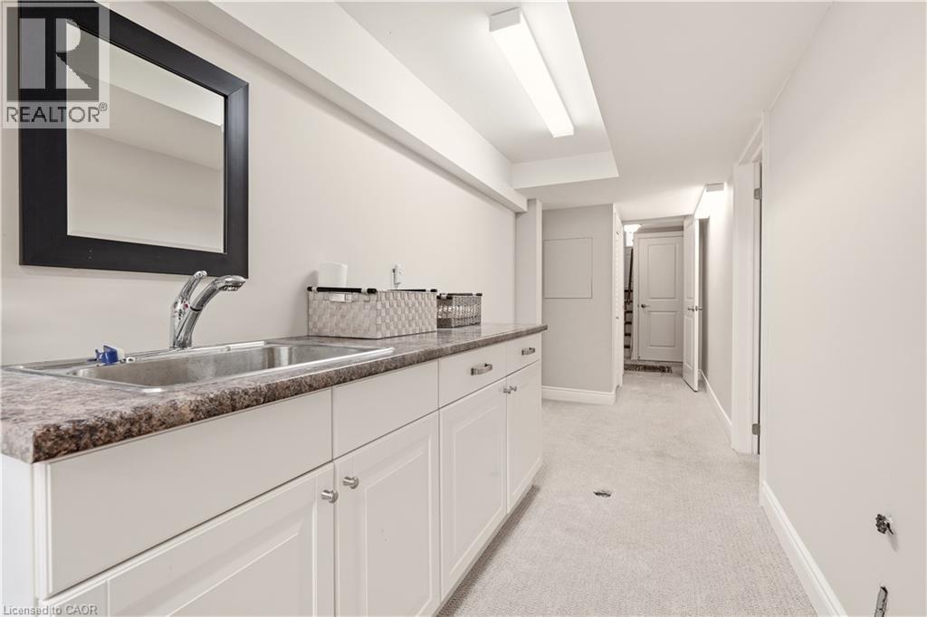 1528 Westminster Place, Burlington, Ontario  L7P 2B5 - Photo 21 - 40815697