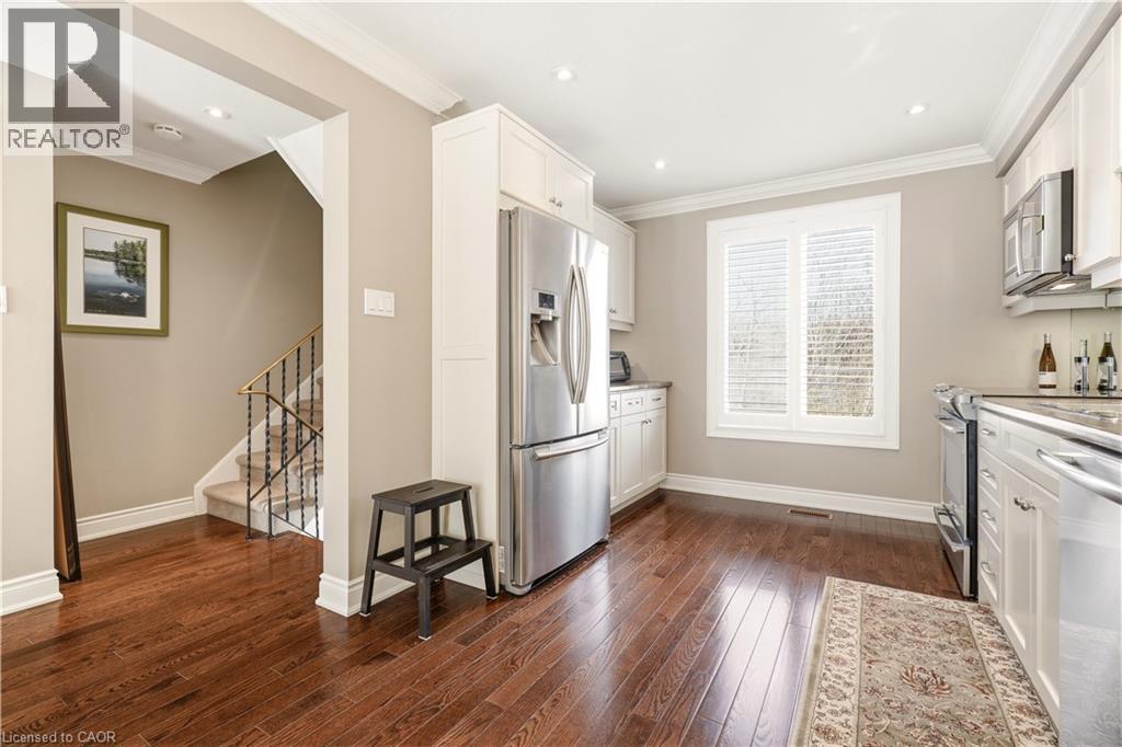 1528 Westminster Place, Burlington, Ontario  L7P 2B5 - Photo 3 - 40815697