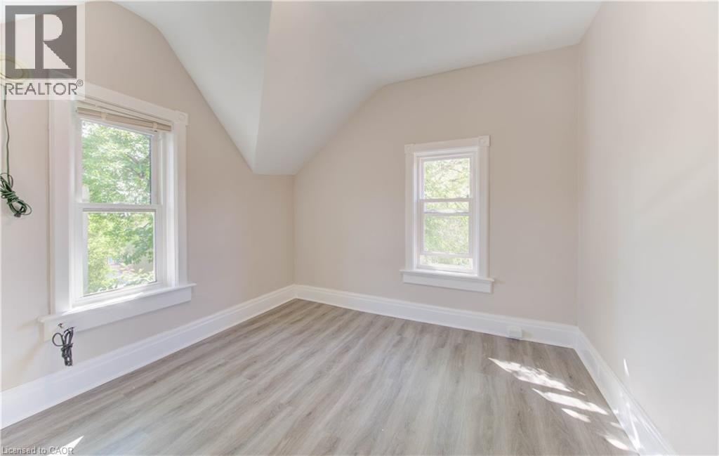 233 Lancaster Street E, Kitchener, Ontario  N2H 1N5 - Photo 16 - 40815911