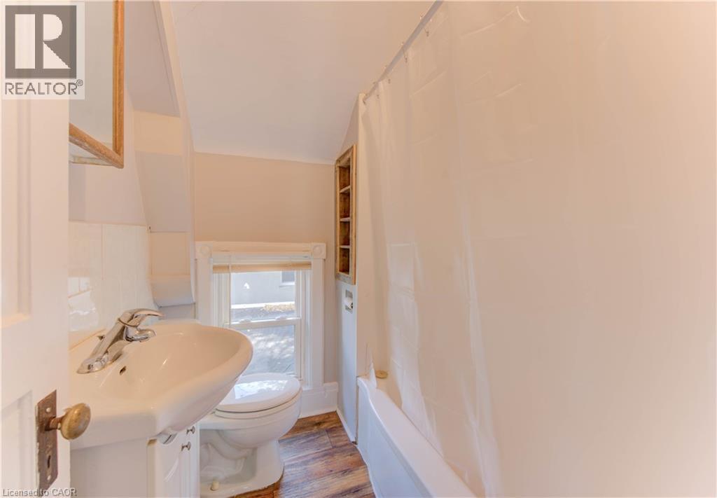 233 Lancaster Street E, Kitchener, Ontario  N2H 1N5 - Photo 17 - 40815911