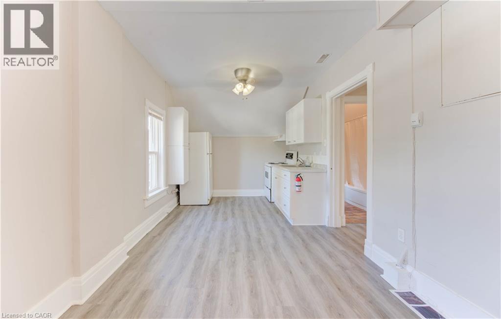 233 Lancaster Street E, Kitchener, Ontario  N2H 1N5 - Photo 19 - 40815911