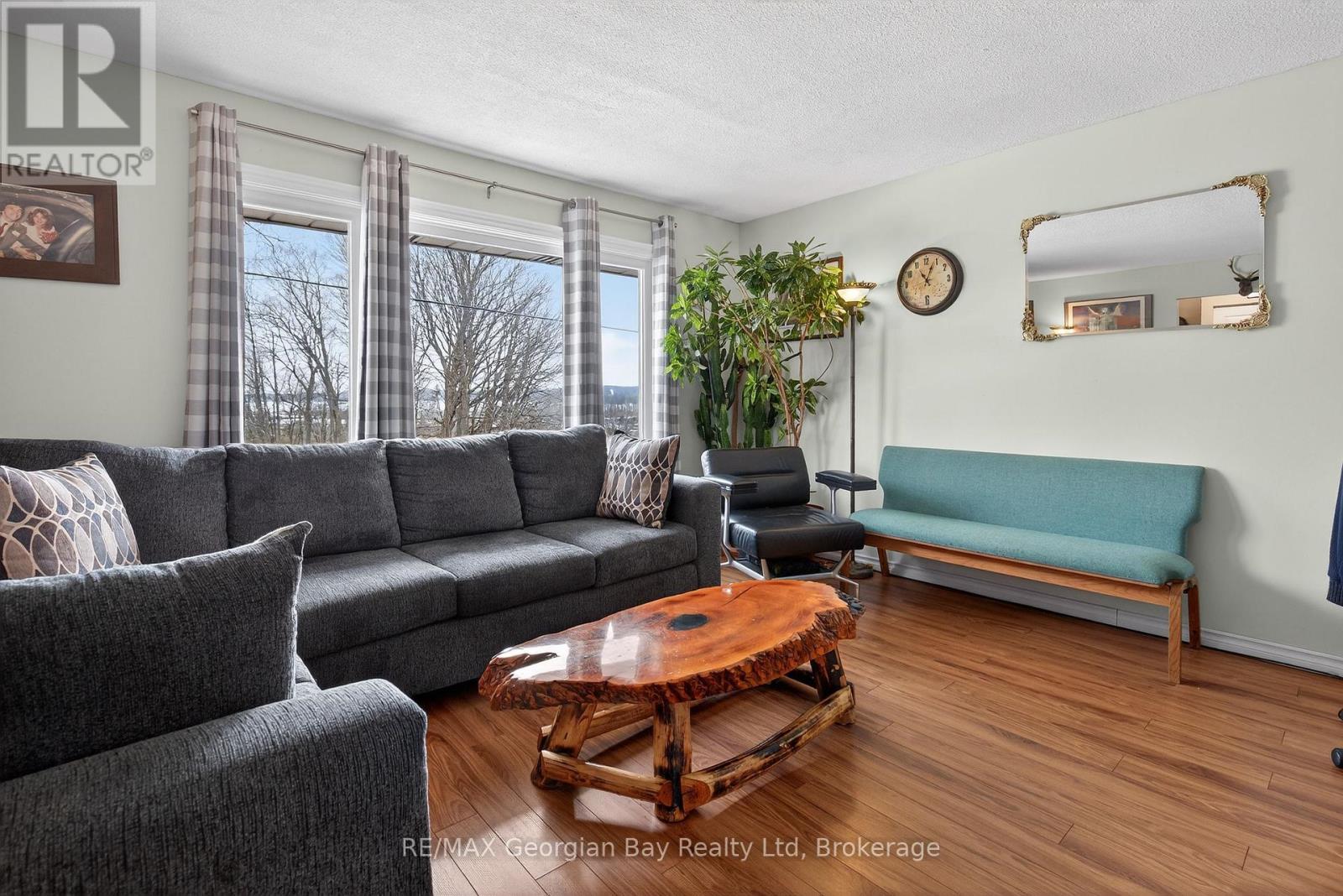 480 Broderick Street, Tay, Ontario  L0K 1R0 - Photo 5 - S12942832