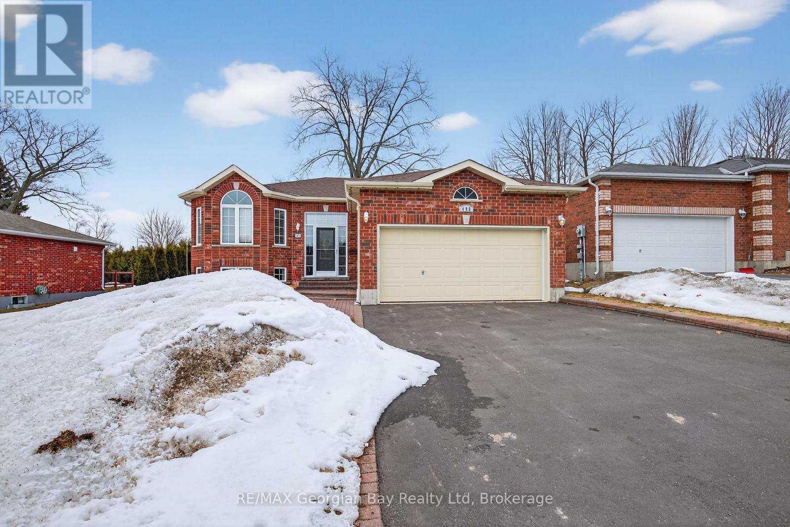 495 SHEWFELT CRESCENT, Midland, Ontario