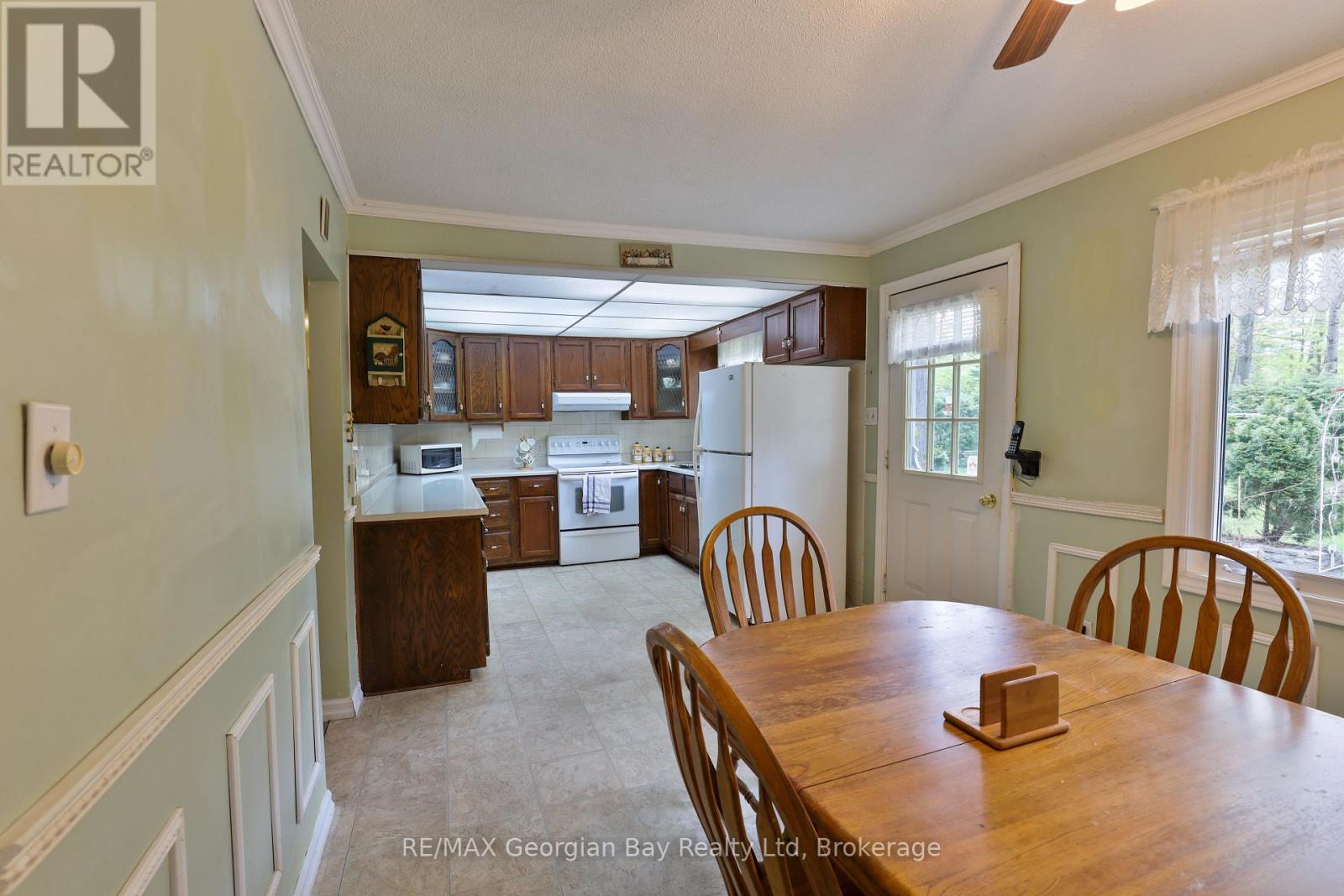 1 Lindale Avenue, Tiny, Ontario  L9M 0J2 - Photo 8 - S12942942