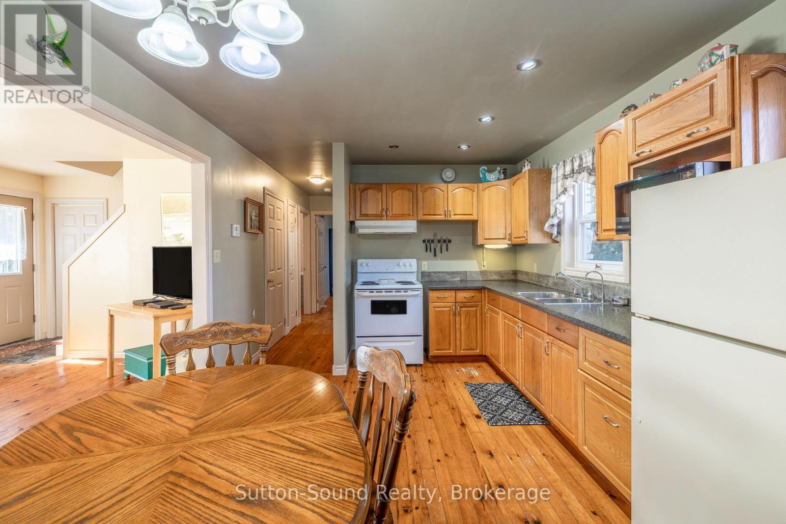 350222 Bayshore Road, Meaford, Ontario  N0H 1B0 - Photo 13 - X12942890