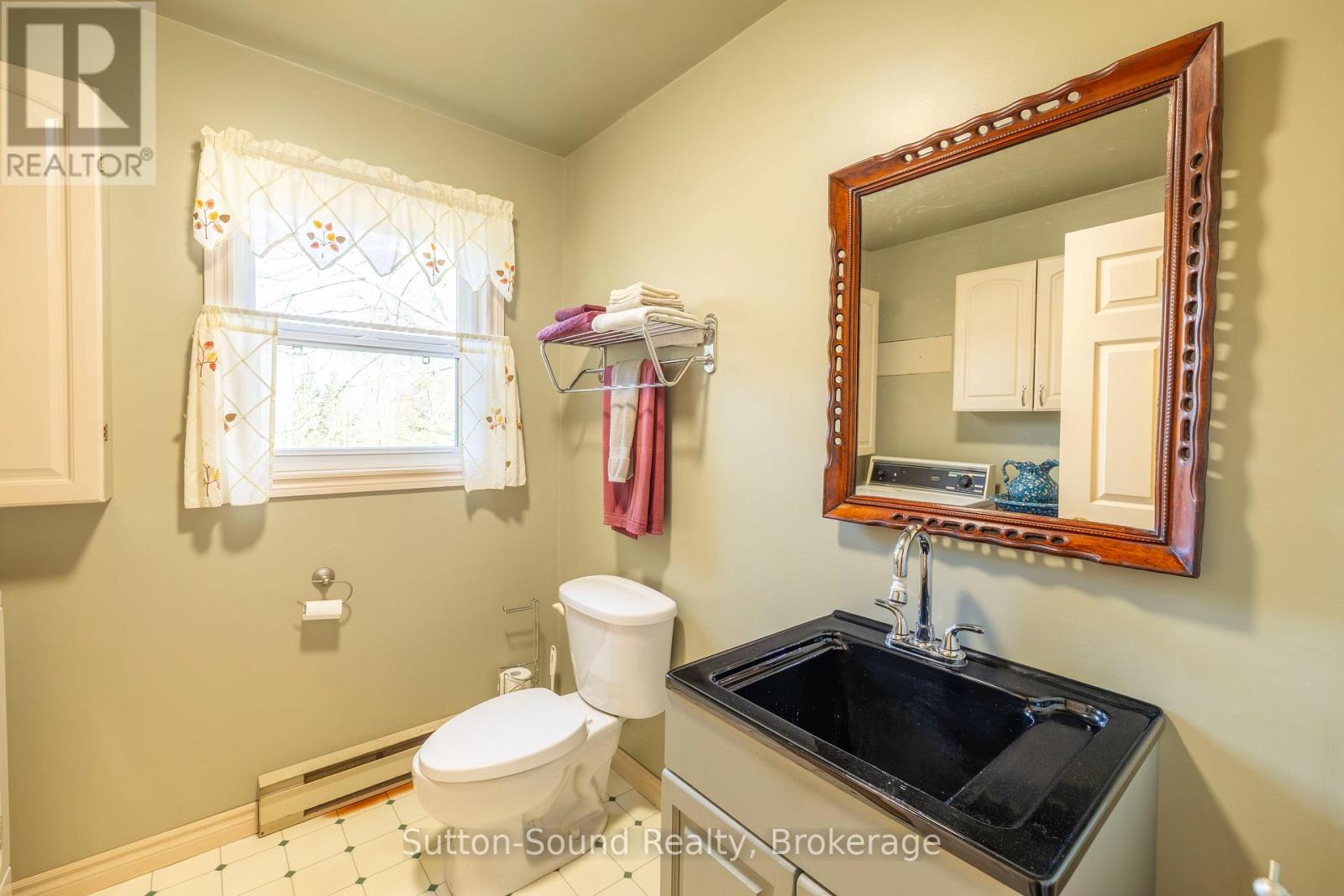 350222 Bayshore Road, Meaford, Ontario  N0H 1B0 - Photo 17 - X12942890