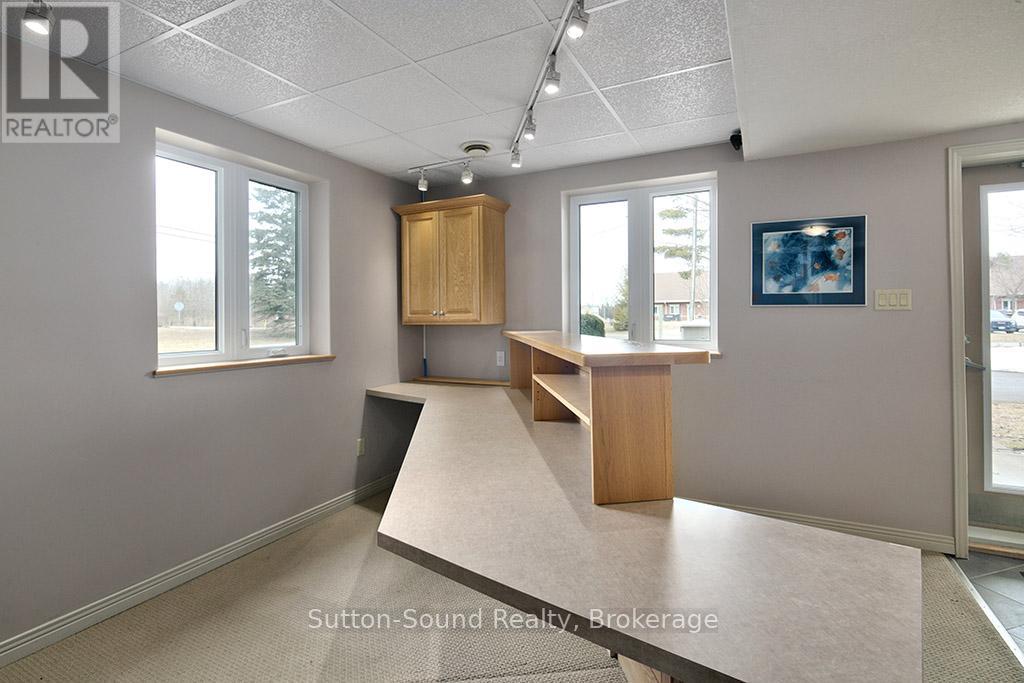 660 Main Street, South Bruce Peninsula, Ontario  N0H 2T0 - Photo 16 - X12942914