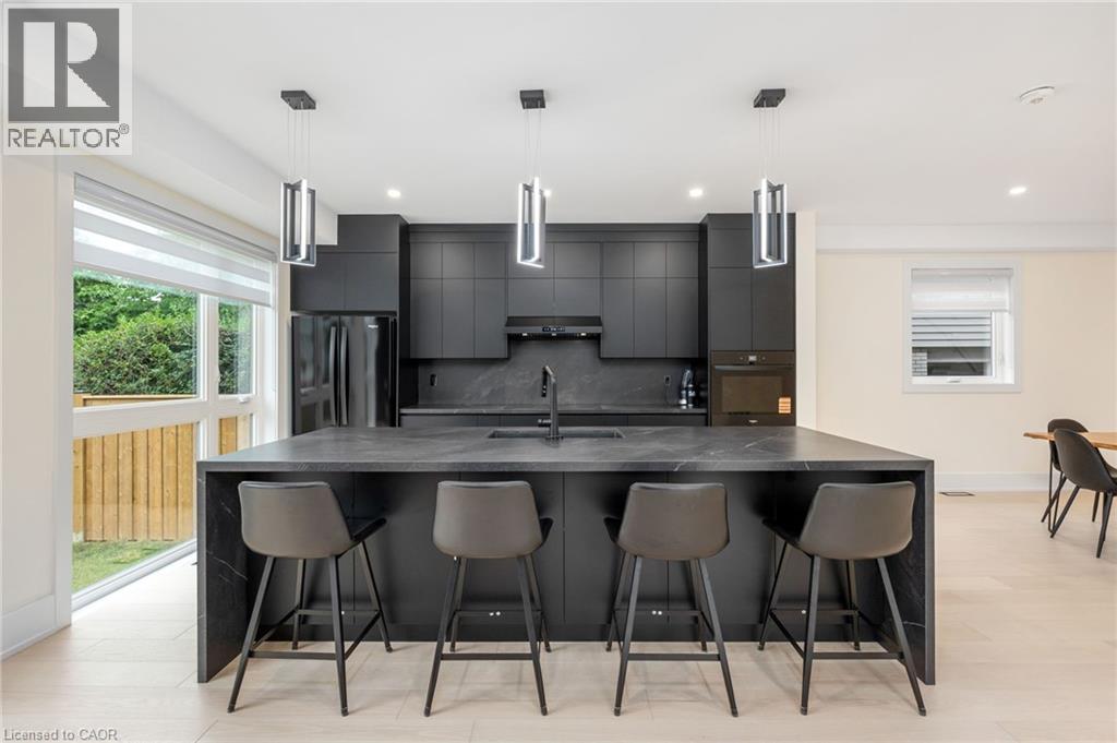 584 Walkers Line, Burlington, Ontario  L7N 2E5 - Photo 13 - 40816769