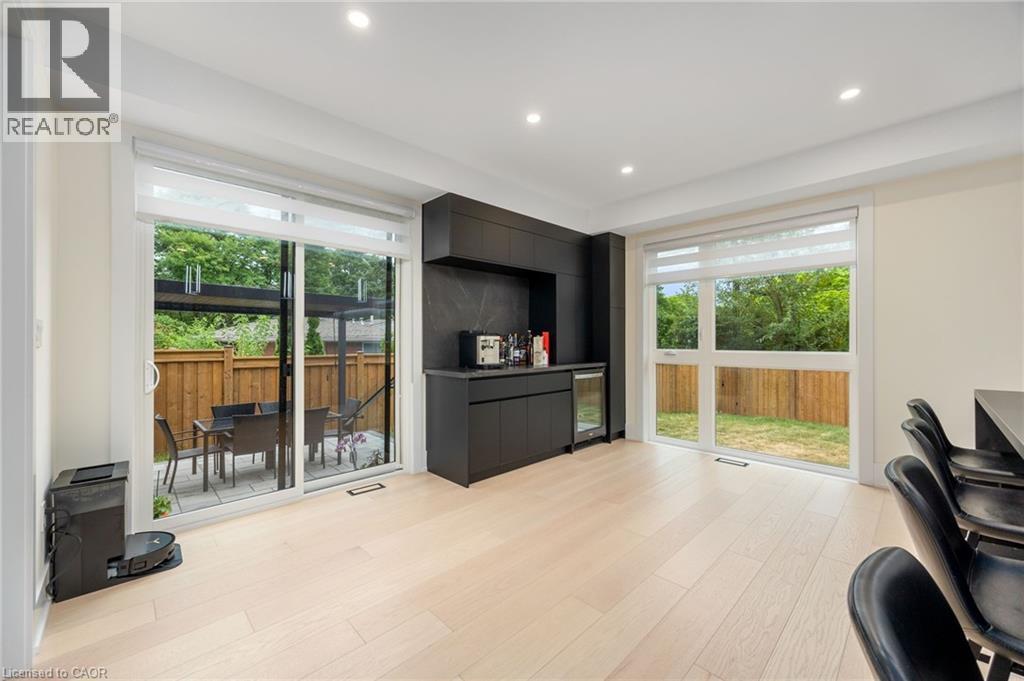 584 Walkers Line, Burlington, Ontario  L7N 2E5 - Photo 17 - 40816769