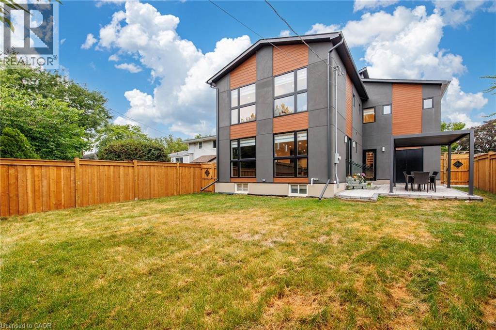 584 Walkers Line, Burlington, Ontario  L7N 2E5 - Photo 39 - 40816769