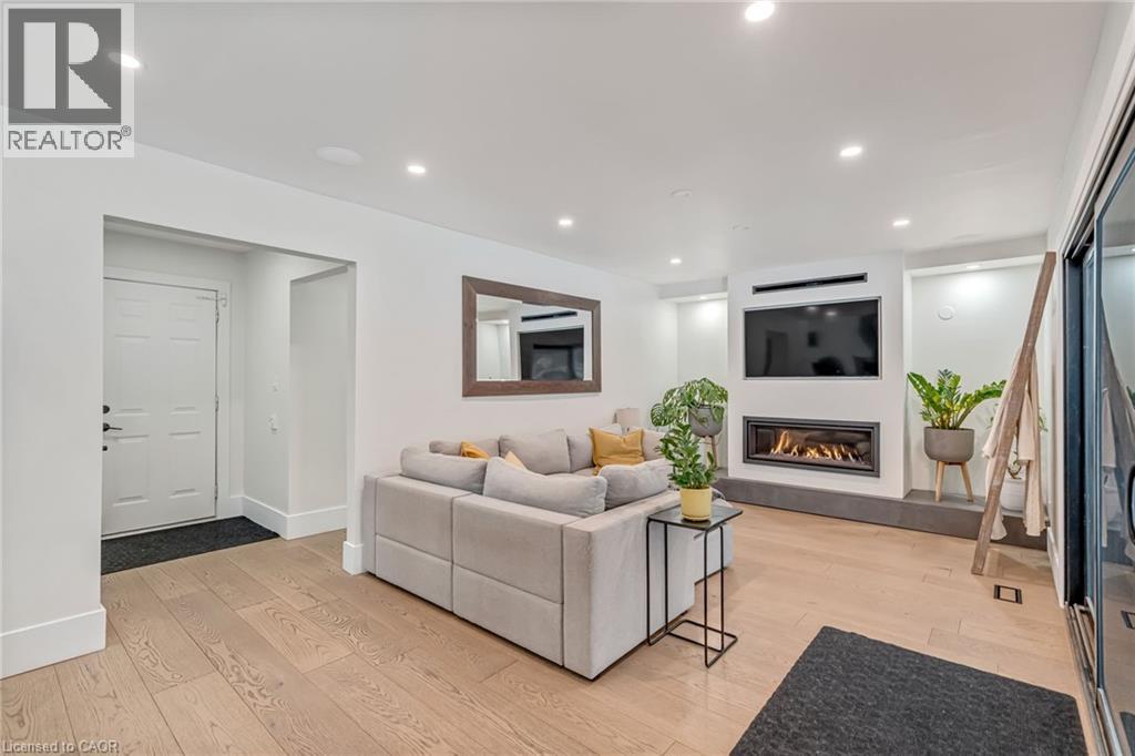 16 Bannisdale Way, Carlisle, Ontario  L0R 1H2 - Photo 20 - 40816021