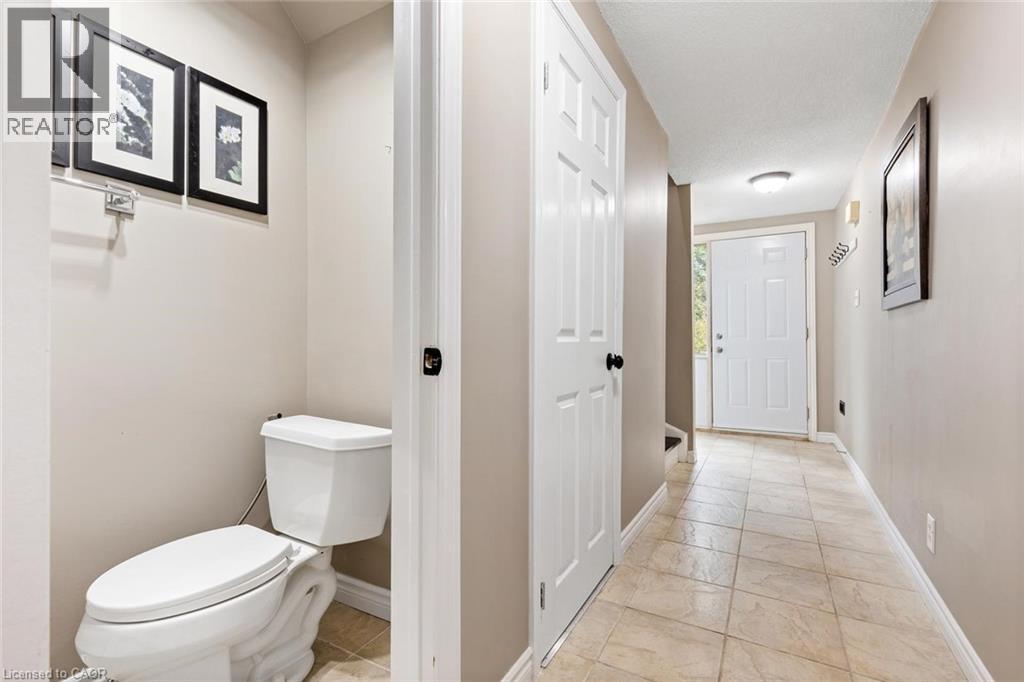 49 Cedarwoods Crescent Unit# 48, Kitchener, Ontario  N2C 2L1 - Photo 8 - 40816512