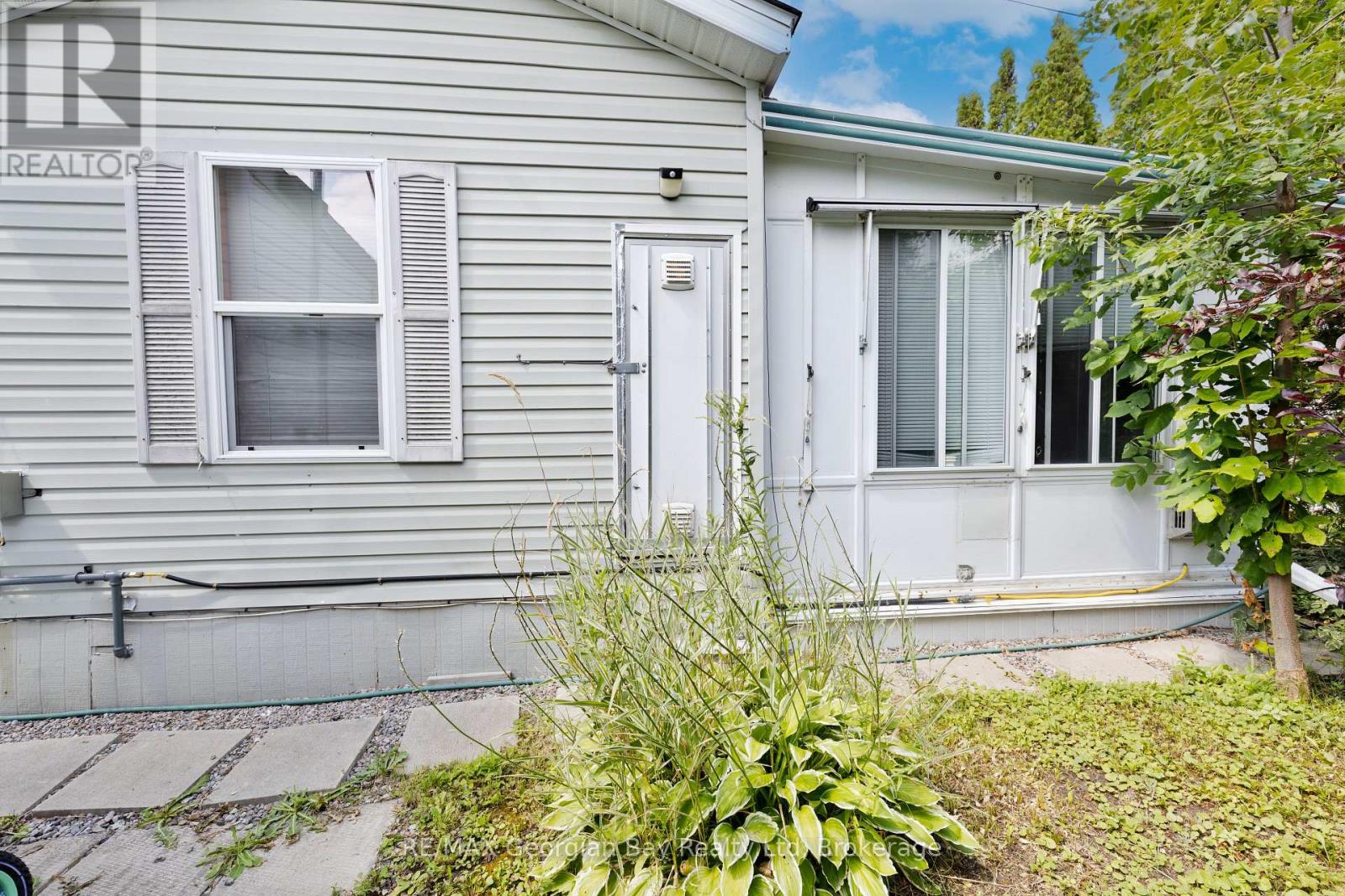 30 - 10 Winfield Drive, Tay, Ontario  L0K 2A0 - Photo 16 - S12943038