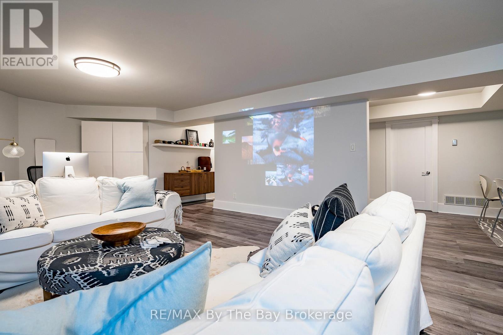 9 Purple Hill Lane, Clearview, Ontario  L0M 1G0 - Photo 41 - S12943104