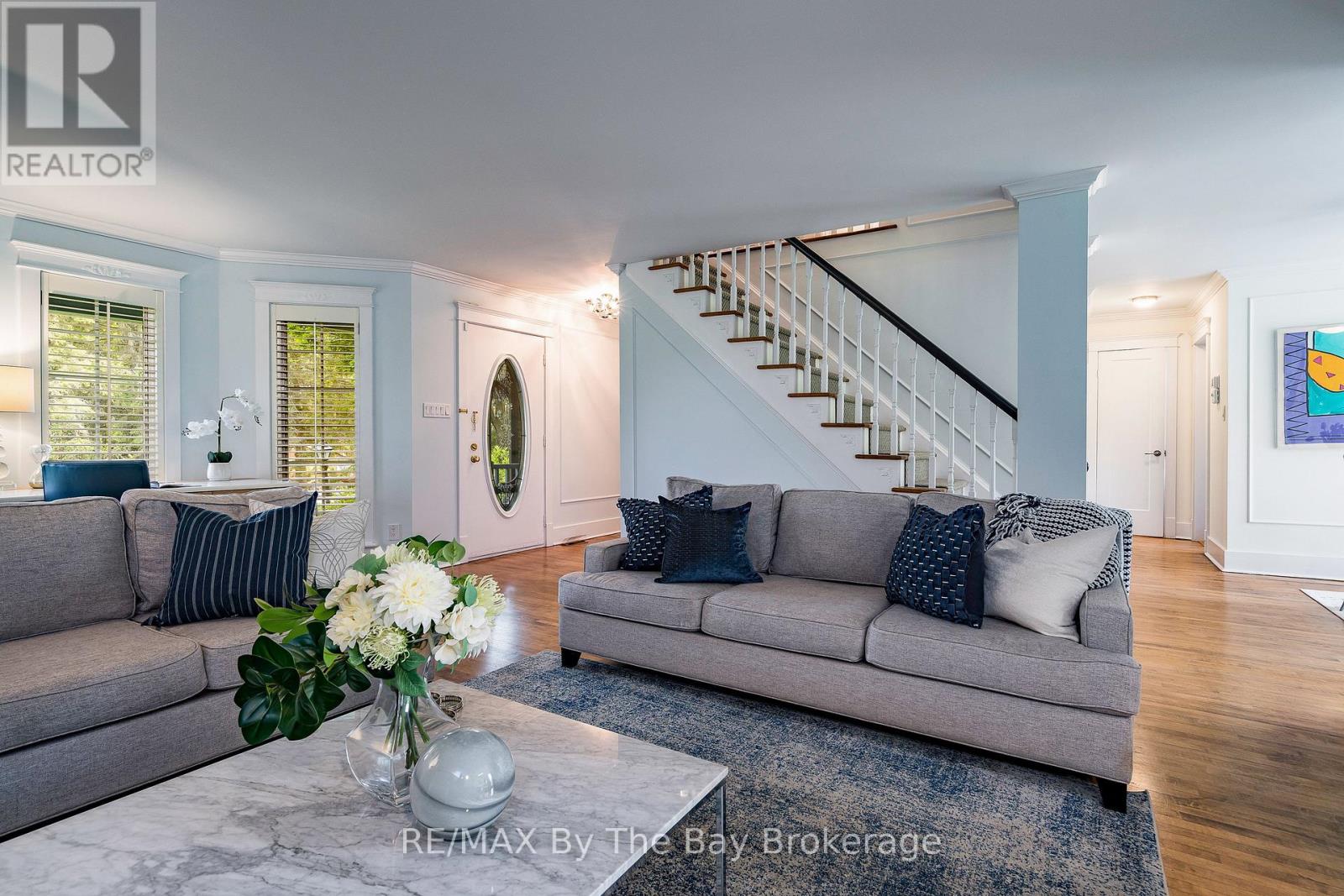 9 Purple Hill Lane, Clearview, Ontario  L0M 1G0 - Photo 9 - S12943104