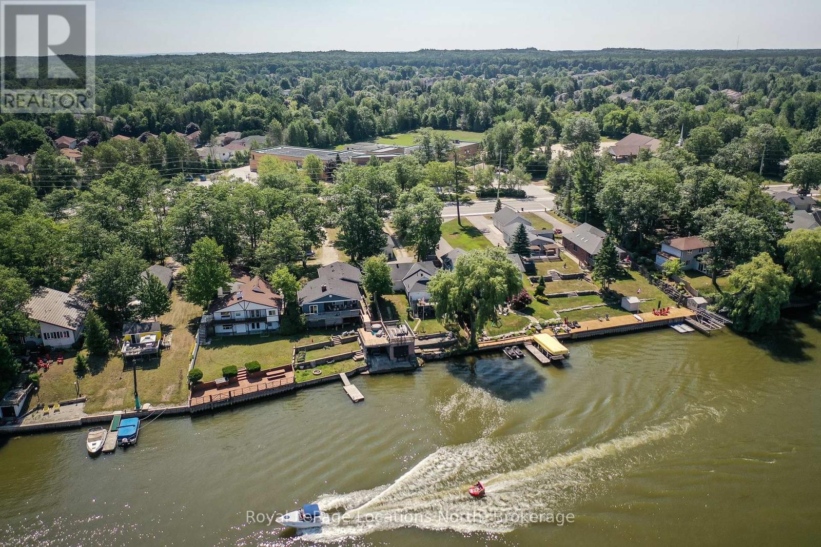 1320 RIVER ROAD W, Wasaga Beach, Ontario