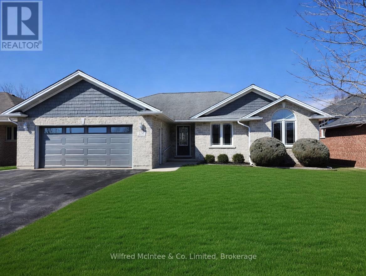 230 4TH STREET CRESCENT, Hanover, Ontario