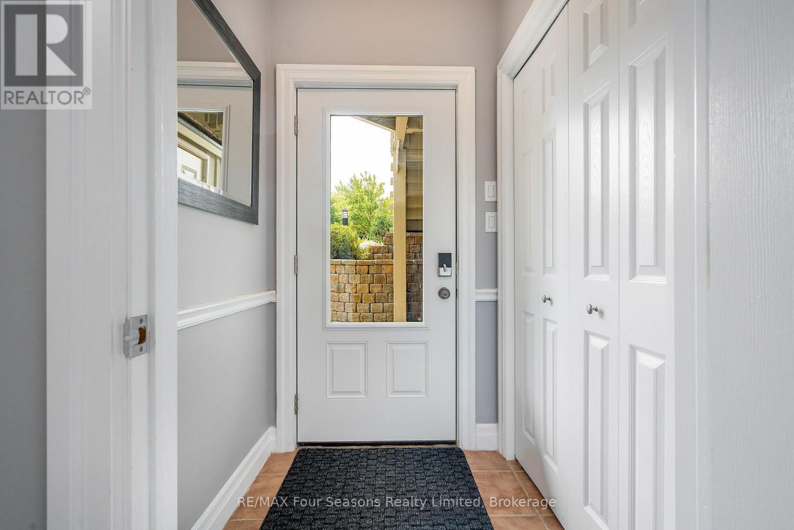 114 - 184 Snowbridge Way, Blue Mountains, Ontario  L9Y 0V1 - Photo 36 - X12943080