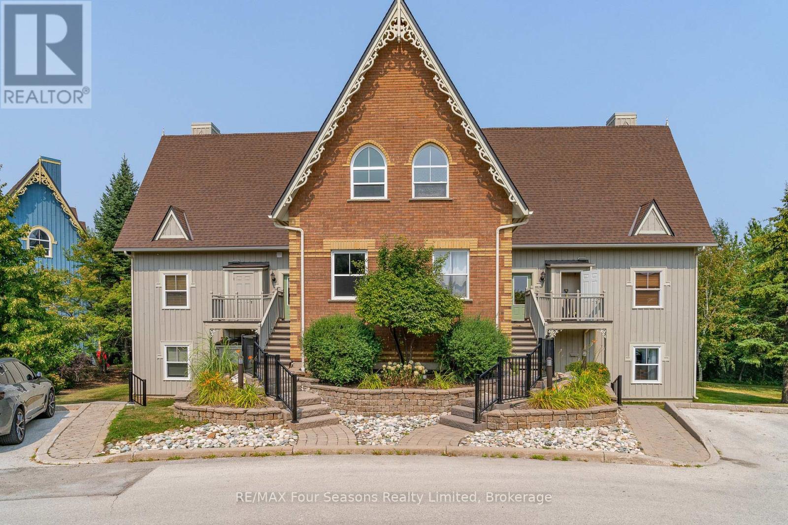 114 - 184 Snowbridge Way, Blue Mountains, Ontario  L9Y 0V1 - Photo 5 - X12943080