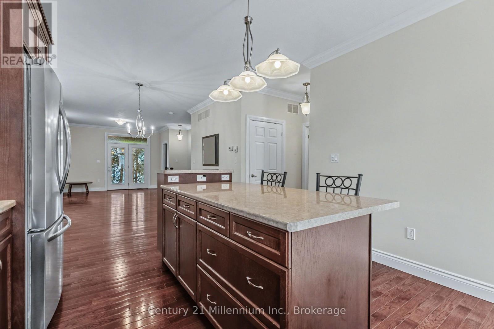 7 - 190 Morpeth Street, Saugeen Shores, Ontario  N0H 2L0 - Photo 10 - X12943214