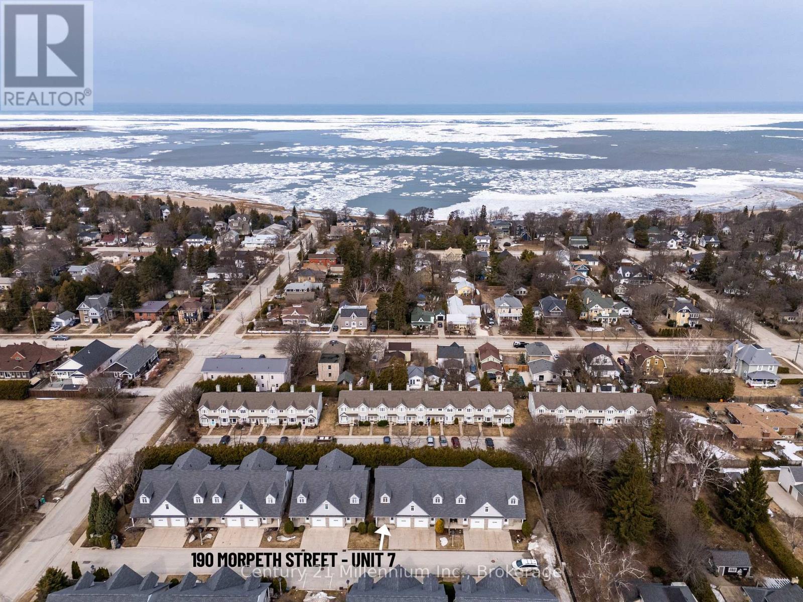 7 - 190 Morpeth Street, Saugeen Shores, Ontario  N0H 2L0 - Photo 3 - X12943214