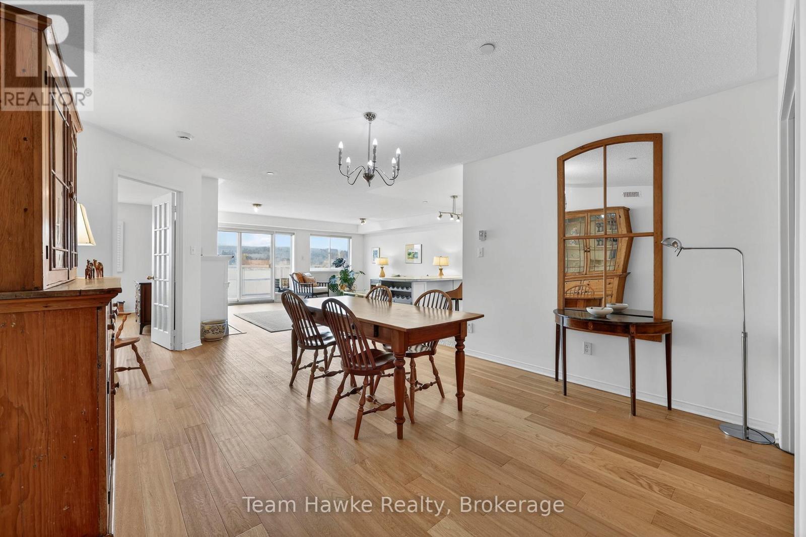 Ph4 - 4 Beck Boulevard, Penetanguishene, Ontario  L9M 2H3 - Photo 11 - S12943812