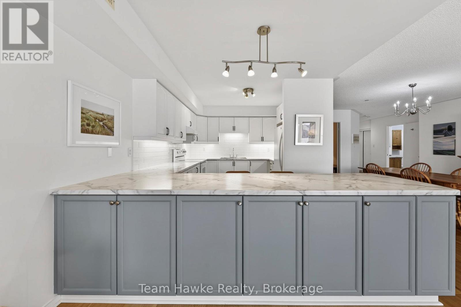 Ph4 - 4 Beck Boulevard, Penetanguishene, Ontario  L9M 2H3 - Photo 16 - S12943812