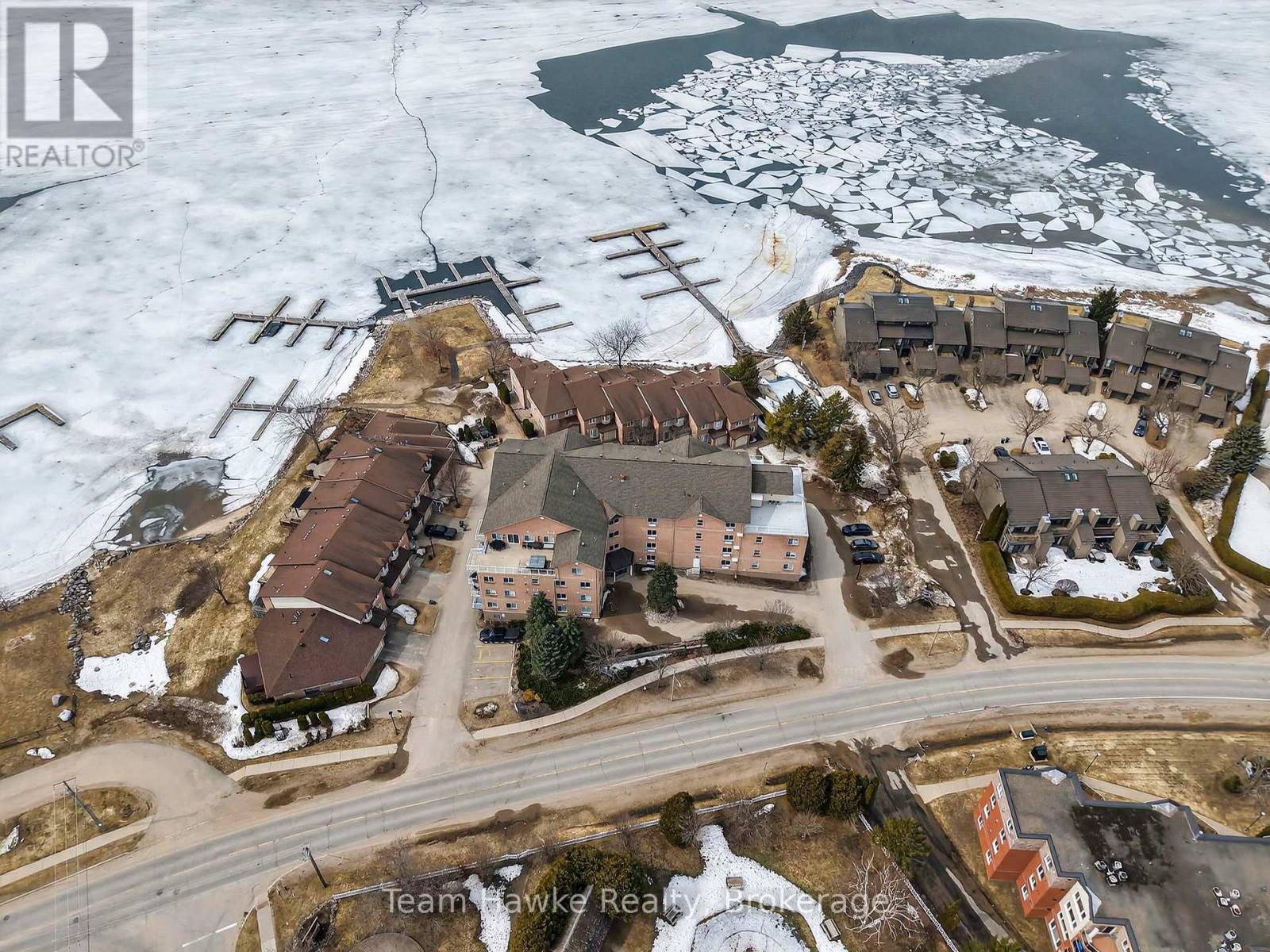 Ph4 - 4 Beck Boulevard, Penetanguishene, Ontario  L9M 2H3 - Photo 46 - S12943812