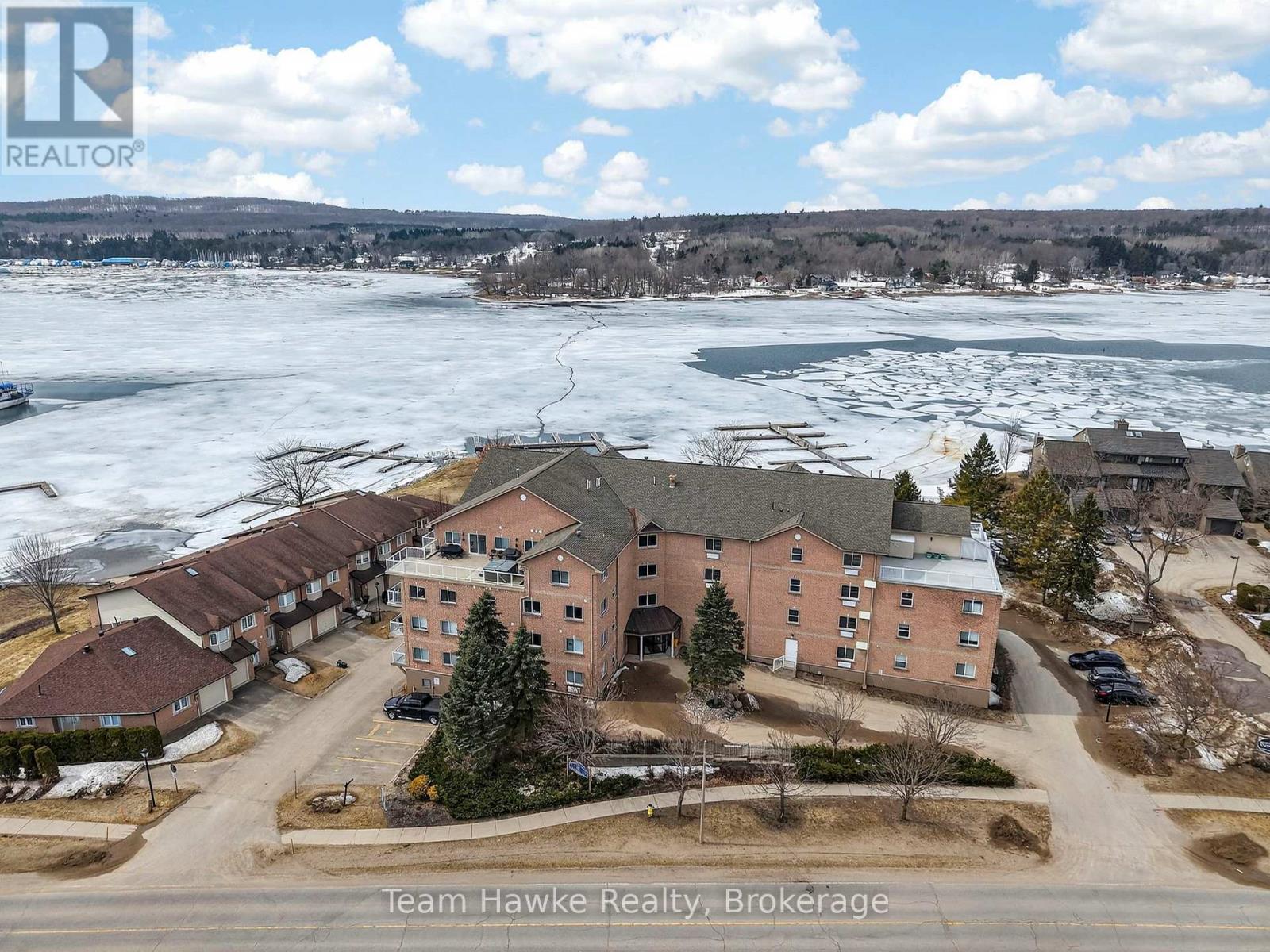 Ph4 - 4 Beck Boulevard, Penetanguishene, Ontario  L9M 2H3 - Photo 47 - S12943812