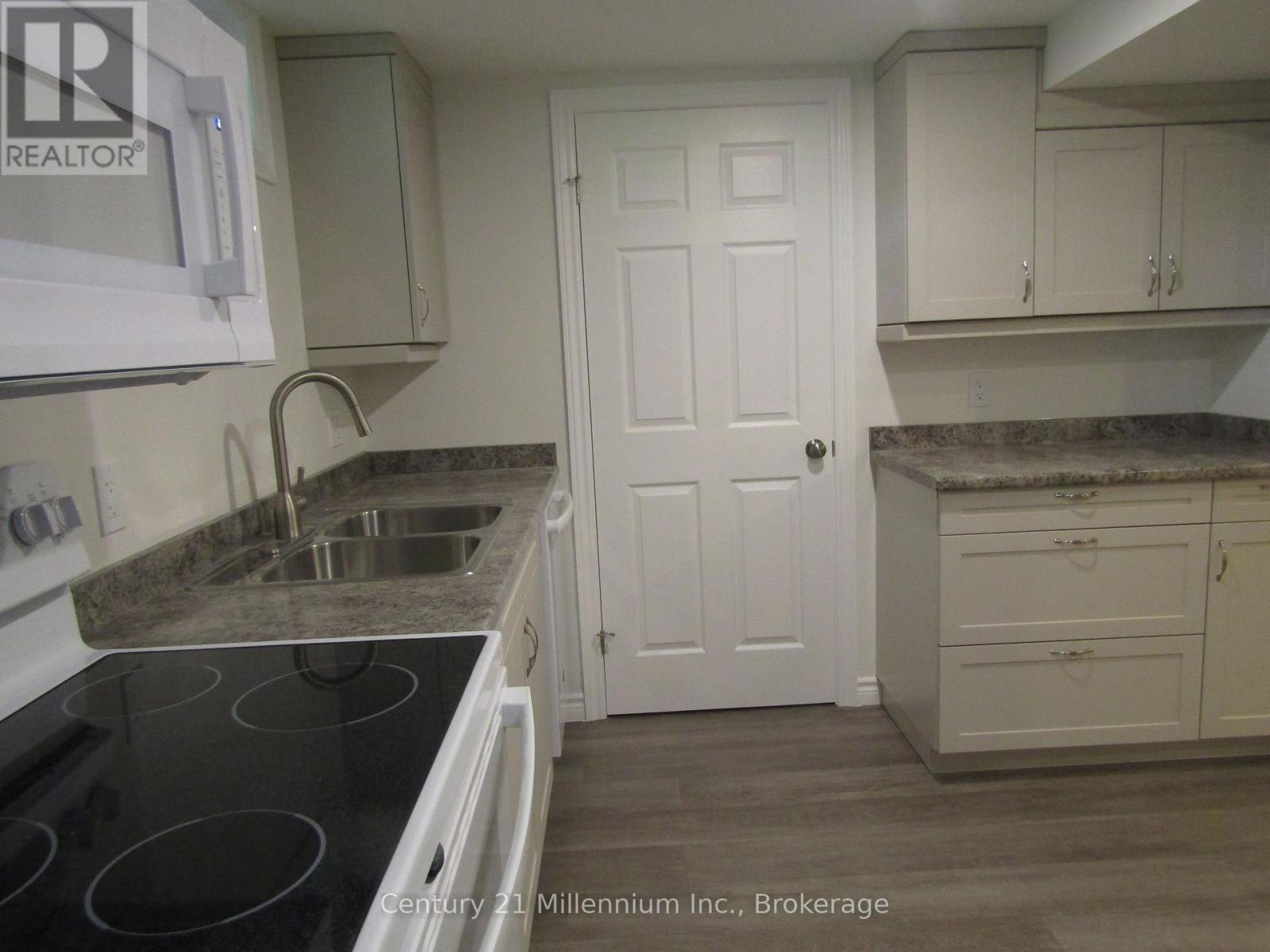 2 - 368 Princes Street S, Kincardine, Ontario  N2Z 2T6 - Photo 9 - X12943410