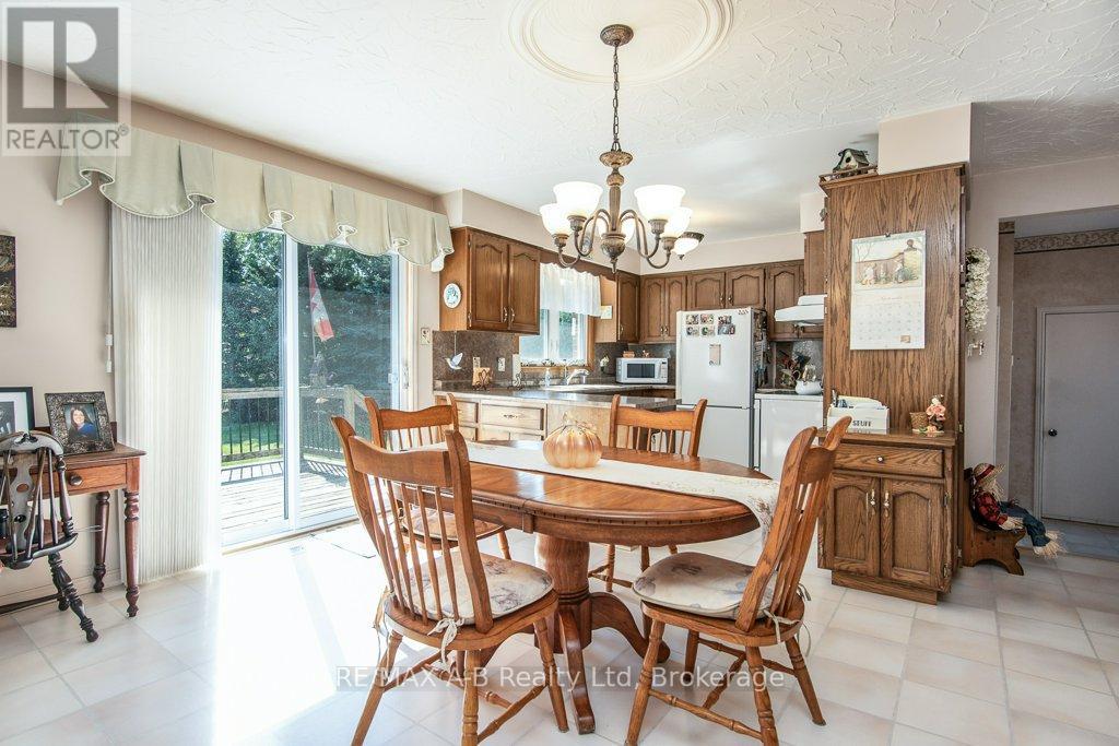 25 Baechler Avenue, East Zorra-Tavistock, Ontario  N0B 2R0 - Photo 17 - X12943586