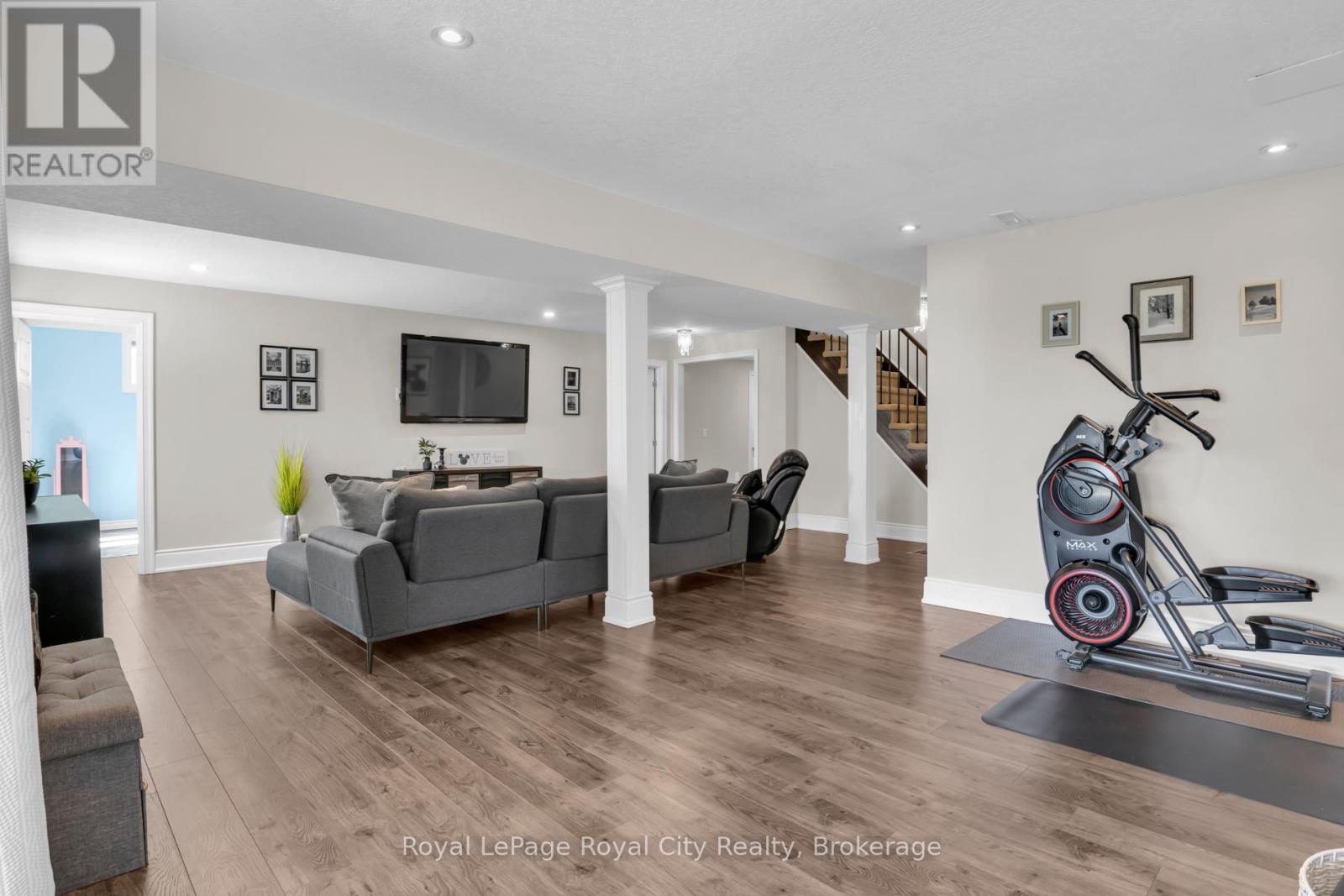 58 Aberfoyle Mill Crescent, Puslinch, Ontario  N0B 2J0 - Photo 23 - X12943594