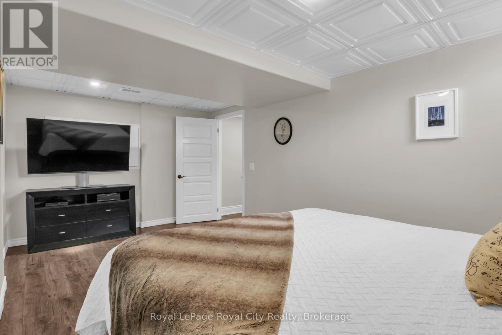 58 Aberfoyle Mill Crescent, Puslinch, Ontario  N0B 2J0 - Photo 27 - X12943594