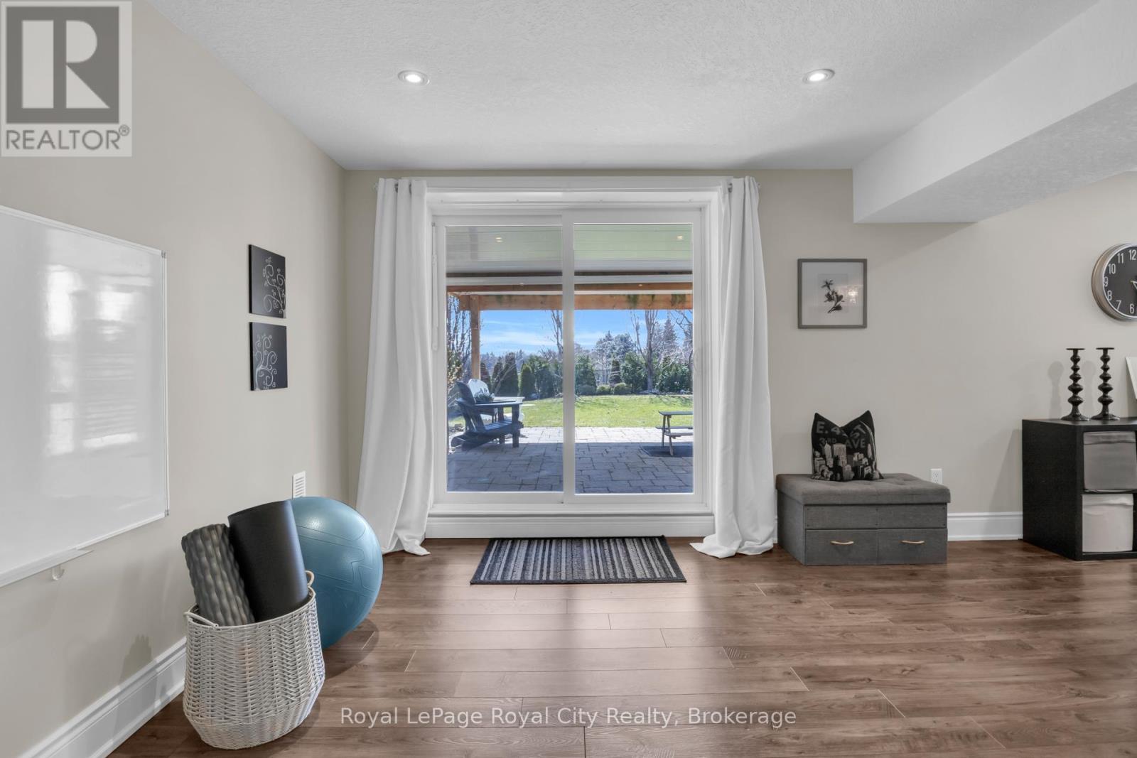 58 Aberfoyle Mill Crescent, Puslinch, Ontario  N0B 2J0 - Photo 31 - X12943594