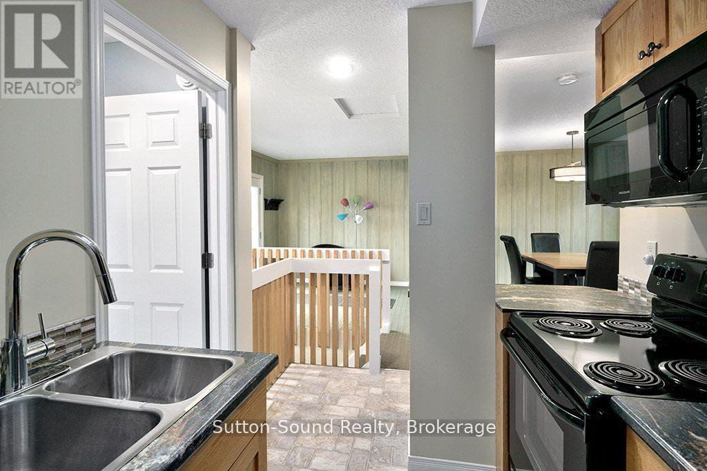 660 Main Street, South Bruce Peninsula, Ontario  N0H 2T0 - Photo 25 - X12943646