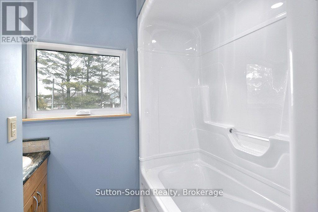 660 Main Street, South Bruce Peninsula, Ontario  N0H 2T0 - Photo 26 - X12943646