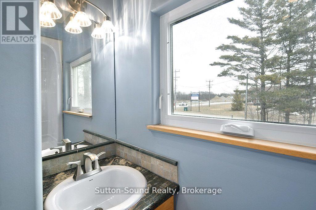 660 Main Street, South Bruce Peninsula, Ontario  N0H 2T0 - Photo 27 - X12943646