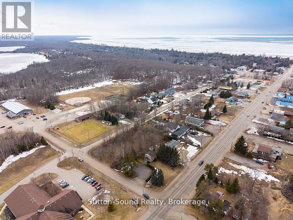 660 Main Street, South Bruce Peninsula, Ontario  N0H 2T0 - Photo 7 - X12943646